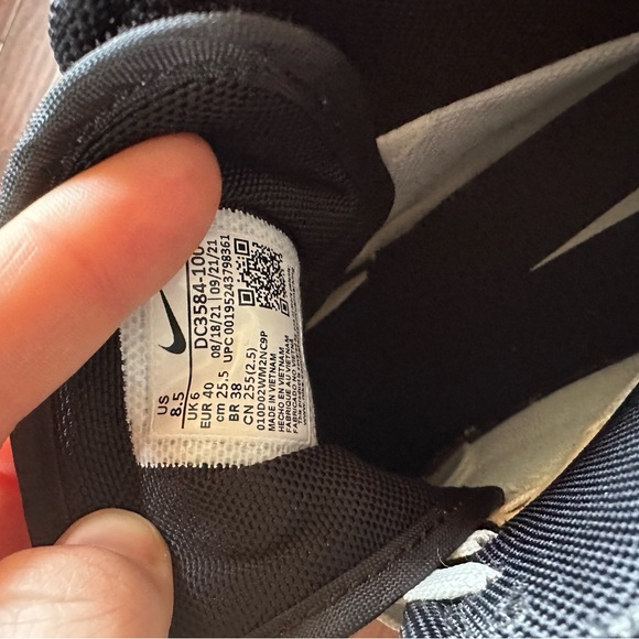 AF1 HI UT 2.0 - Picture 8 of 8